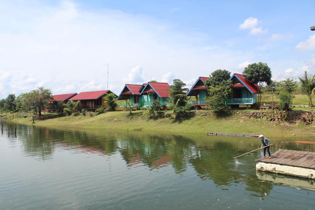 Mind House Bungalow Nam Theun Buitenkant foto